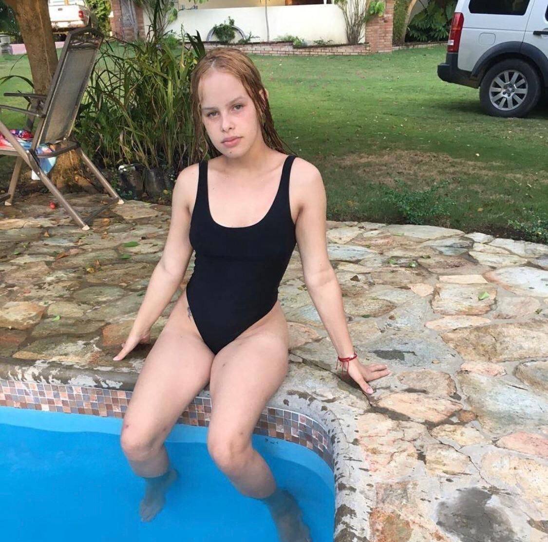 Jovencita Dominicana🇩🇴 que Vive En Estados Unidos🇺🇸 #bSffAQlD