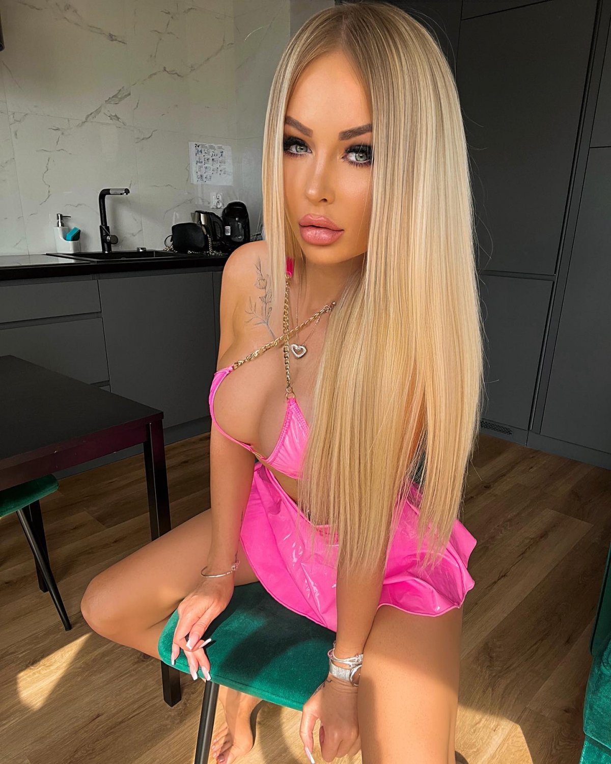 Milf in PVC #YCPHaoIE