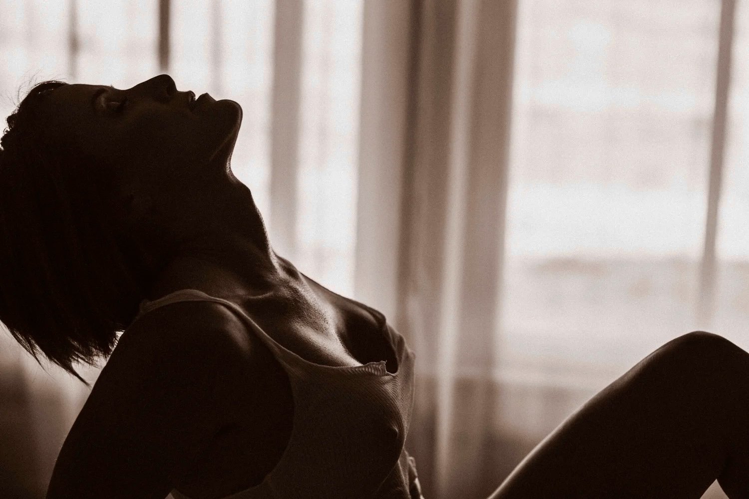 Short hair redhead milf boudoir #RQWPFkBx