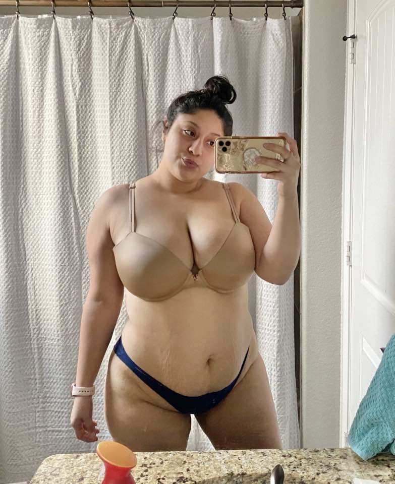 Fat slut exposed. Kik joeschmo71111 #ZjE8k4Sr