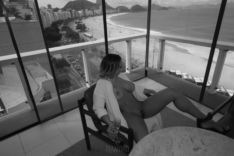 Diamond BRZ - Renata Frisson (Mulher Melão) #qAYGfIRK